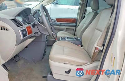 Zdjęcie 7 z 13 samochodu: 2009 CHRYSLER TOWN & COUNTRY TOURING VIN:2A8HR541X9R594584 - miniatura