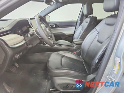 Zdjęcie 7 z 12 samochodu: 2025 JEEP COMPASS LIMITED VIN:3C4NJDCN9ST513271 - miniatura
