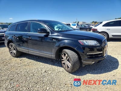 Czwarte zdjęcie samochodu z boku: 2015 AUDI Q7 PREMIUM PLUS VIN:WA1LGAFEXFD007616 - miniatura