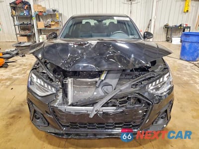 Piąte zdjęcie samochodu w środku: 2024 AUDI A4 PREMIUM PLUS 45 VIN:WAUEAAF45RN010216 - miniatura