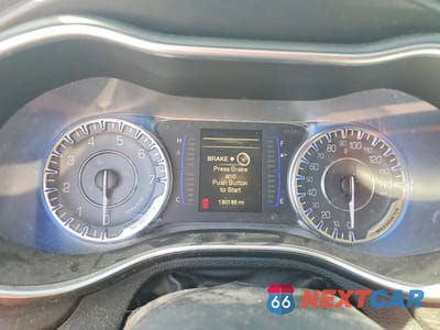 Zdjęcie 9 z 12 samochodu: 2015 CHRYSLER 200 LIMITED VIN:1C3CCCAB5FN632689 - miniatura