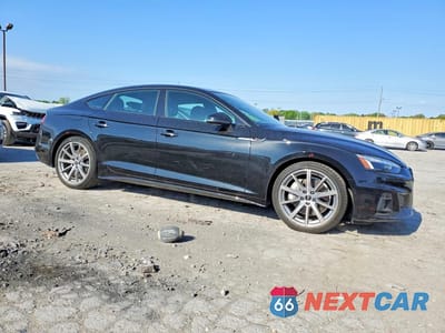 Czwarte zdjęcie samochodu z boku: 2025 AUDI A5 PREMIUM 45 VIN:WAUDACF54SA018806 - miniatura