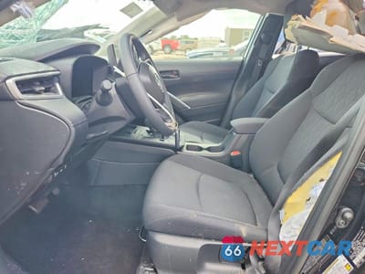 Zdjęcie 7 z 13 samochodu: 2026 TOYOTA COROLLA CROSS LE VIN:7MUCAAAG7TV155079 - miniatura