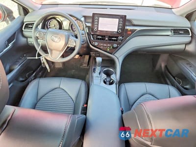 Zdjęcie 8 z 13 samochodu: 2024 TOYOTA CAMRY SE VIN:4T1T11AK0RU211782 - miniatura