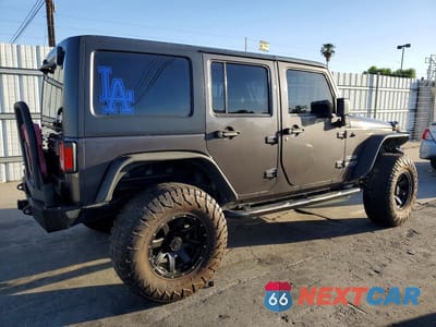 Trzecie zdjęcie samochodu z tyłu: 2014 JEEP WRANGLER UNLIMITED SPORT VIN:1C4BJWDGXEL298269 - miniatura