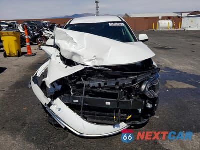 Piąte zdjęcie samochodu w środku: 2026 KIA NIRO LX VIN:KNDCP3LE6T5330931 - miniatura