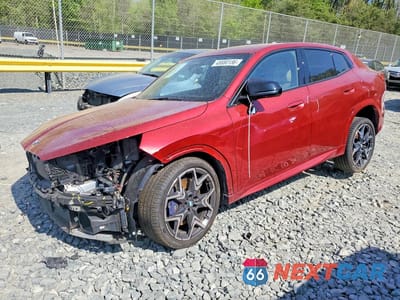 2024 BMW X2 M35I WBX83GM03R5Y61835 - główne zdjęcie licytacji z USA - miniatura