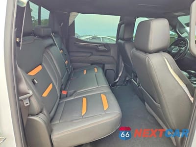 Zdjęcie 10 z 12 samochodu: 2025 GMC SIERRA K1500 AT4 VIN:3GTUUEE89SG348248 - miniatura