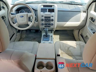 Zdjęcie 8 z 12 samochodu: 2010 FORD ESCAPE XLT VIN:1FMCU9DG7AKB54817 - miniatura