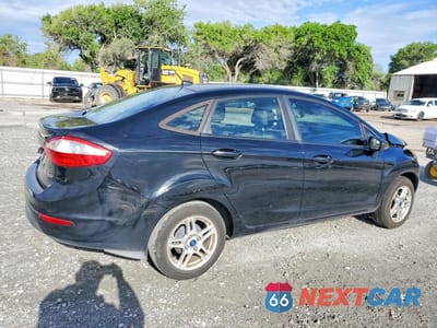 Trzecie zdjęcie samochodu z tyłu: 2019 FORD FIESTA SE VIN:3FADP4BJ1KM162929 - miniatura