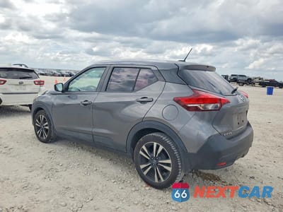 Drugie zdjęcie samochodu z przodu: 2018 NISSAN KICKS SV VIN:3N1CP5CU2JL535441 - miniatura