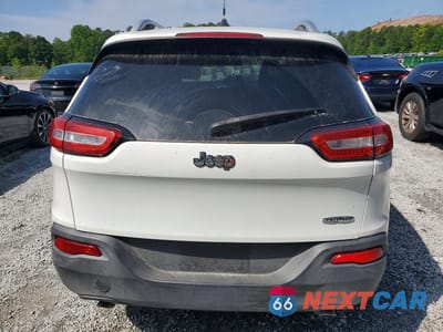 Zdjęcie 6 z 13 samochodu: 2014 JEEP CHEROKEE LATITUDE VIN:1C4PJLCS0EW123070 - miniatura