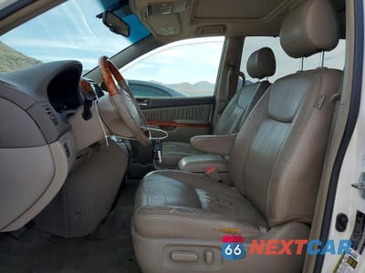 Zdjęcie 7 z 14 samochodu: 2008 TOYOTA SIENNA XLE LIMITED VIN:5TDBK22C68S015018 - miniatura