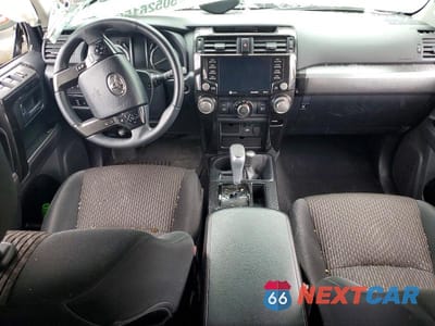 Zdjęcie 8 z 13 samochodu: 2022 TOYOTA 4RUNNER TRD OFF-ROAD VIN:JTEPU5JRXN6007017 - miniatura