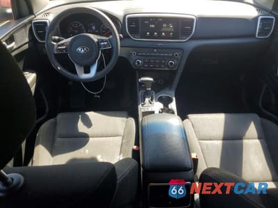 Zdjęcie 8 z 13 samochodu: 2021 KIA SPORTAGE LX VIN:KNDPMCAC6M7942709 - miniatura