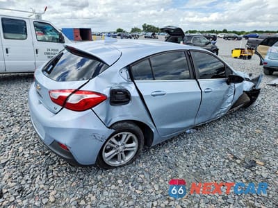 Trzecie zdjęcie samochodu z tyłu: 2018 CHEVROLET CRUZE LT VIN:3G1BE6SM5JS542274 - miniatura