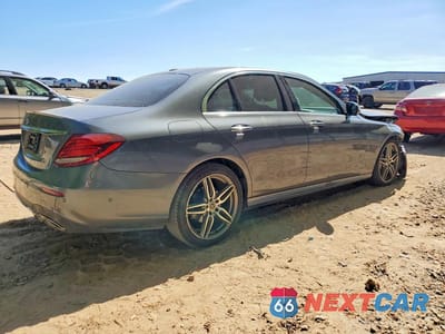 Trzecie zdjęcie samochodu z tyłu: 2018 MERCEDES-BENZ E 300 VIN:WDDZF4JB9JA366943 - miniatura