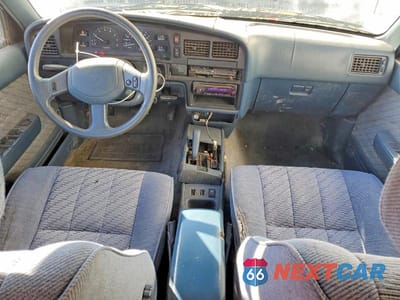 Zdjęcie 8 z 12 samochodu: 1995 TOYOTA 4RUNNER SR5 V6 VIN:JT3VN39W8S0192551 - miniatura