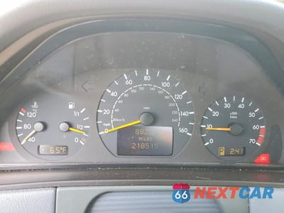 Zdjęcie 9 z 12 samochodu: 2000 MERCEDES-BENZ E 320 VIN:WDBJF65J8YA971162 - miniatura