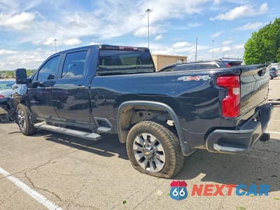 Drugie zdjęcie samochodu z przodu: 2023 CHEVROLET SILVERADO K2500 CUSTOM VIN:2GC4YME79P1709287 - miniatura