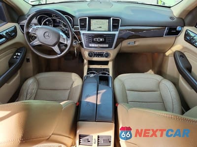 Zdjęcie 8 z 13 samochodu: 2015 MERCEDES-BENZ ML 350 4MATIC VIN:4JGDA5HB2FA444593 - miniatura