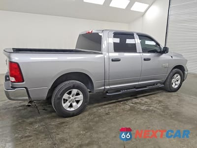 Trzecie zdjęcie samochodu z tyłu: 2022 RAM 1500 CLASSIC SLT VIN:1C6RR7LG7NS250160 - miniatura