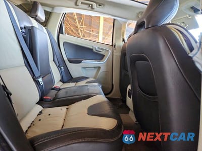 Zdjęcie 11 z 13 samochodu: 2011 VOLVO XC60 3.2 VIN:YV4952DLXB2201434 - miniatura