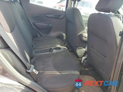 Zdjęcie 10 z 11 samochodu: 2016 CHEVROLET SPARK 1LT VIN:KL8CD6SA7GC575627 - miniatura