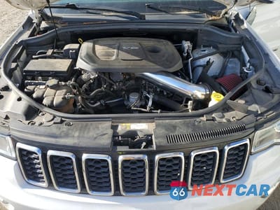 Zdjęcie 12 z 12 samochodu: 2017 JEEP GRAND CHEROKEE LAREDO VIN:1C4RJEAG1HC956076 - miniatura