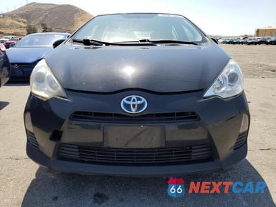 Piąte zdjęcie samochodu w środku: 2012 TOYOTA PRIUS C ONE VIN:JTDKDTB30C1515780 - miniatura