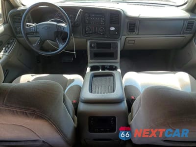 Zdjęcie 8 z 13 samochodu: 2006 CHEVROLET SUBURBAN K1500 VIN:3GNFK16Z66G244988 - miniatura