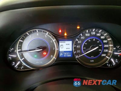 Zdjęcie 9 z 13 samochodu: 2019 INFINITI QX80 LUXE VIN:JN8AZ2NE7K9226145 - miniatura