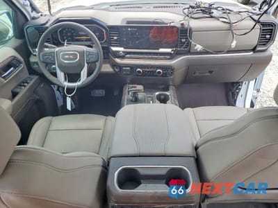 Zdjęcie 8 z 13 samochodu: 2026 GMC SIERRA C1500 SLT VIN:3GTPHDE81TG220373 - miniatura