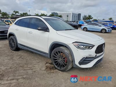 Czwarte zdjęcie samochodu z boku: 2021 MERCEDES-BENZ GLA 250 VIN:W1N4N4GB1MJ310880 - miniatura