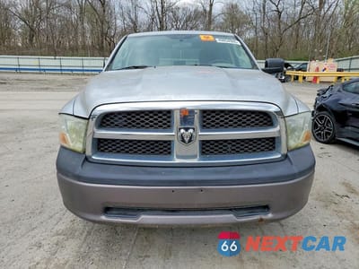 Piąte zdjęcie samochodu w środku: 2011 DODGE RAM 1500 CREW CAB (4 VIN:1D7RV1GT7BS707348 - miniatura