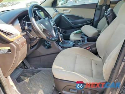 Zdjęcie 7 z 13 samochodu: 2016 HYUNDAI SANTA FE SE VIN:KM8SMDHF1GU154244 - miniatura