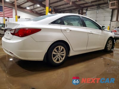 Trzecie zdjęcie samochodu z tyłu: 2012 HYUNDAI SONATA GLS VIN:5NPEB4AC1CH393014 - miniatura