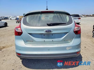 Zdjęcie 6 z 12 samochodu: 2014 FORD FOCUS BEV VIN:1FADP3R44EL281770 - miniatura