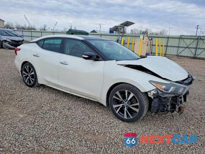 Czwarte zdjęcie samochodu z boku: 2016 NISSAN MAXIMA PLATINUM VIN:1N4AA6AP4GC376358 - miniatura