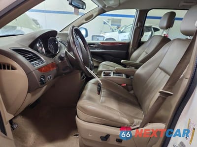 Zdjęcie 7 z 13 samochodu: 2013 CHRYSLER TOWN & COUNTRY TOURING VIN:2C4RC1BG1DR696541 - miniatura