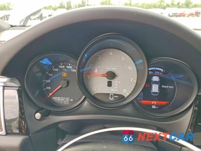 Zdjęcie 9 z 14 samochodu: 2018 PORSCHE MACAN S VIN:WP1AB2A58JLB33320 - miniatura