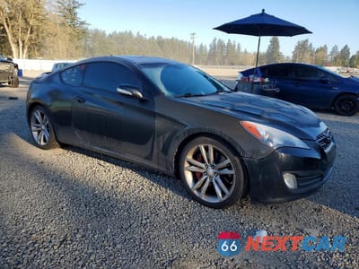 Czwarte zdjęcie samochodu z boku: 2012 HYUNDAI GENESIS COUPE 3.8 TRACK VIN:KMHHU6KH7CU066597 - miniatura