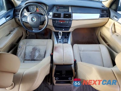 Zdjęcie 8 z 13 samochodu: 2012 BMW X5 XDRIVE35I VIN:5UXZV4C59CL889888 - miniatura