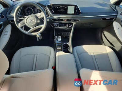 Zdjęcie 8 z 12 samochodu: 2023 HYUNDAI SONATA SEL VIN:KMHL64JA9PA337342 - miniatura