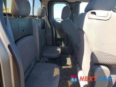 Zdjęcie 10 z 12 samochodu: 2005 NISSAN FRONTIER SE VIN:1N6AD06U85C401432 - miniatura
