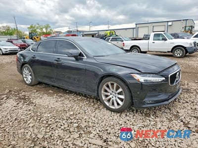 Czwarte zdjęcie samochodu z boku: 2018 VOLVO S90 T6 MOMENTUM VIN:LVY992MK7JP019280 - miniatura