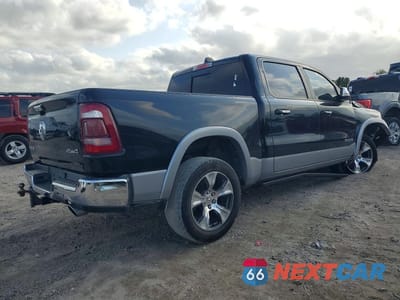 Trzecie zdjęcie samochodu z tyłu: 2020 RAM 1500 LARAMIE VIN:1C6SRFJM8LN201694 - miniatura