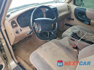Zdjęcie 8 z 12 samochodu: 1999 MAZDA B3000 CAB PLUS VIN:4F4YR16V7XTM13874 - miniatura