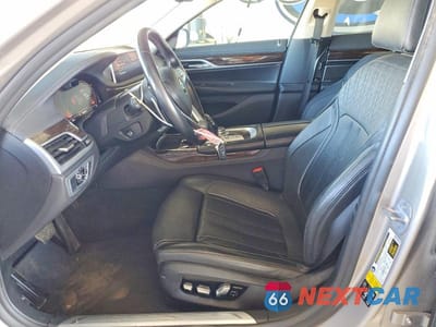 Zdjęcie 7 z 12 samochodu: 2020 BMW 750 XI VIN:WBA7U2C05LGM27385 - miniatura