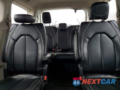 Zdjęcie 10 z 13 samochodu: 2020 CHRYSLER VOYAGER LXI VIN:2C4RC1DG0LR260419 - miniatura